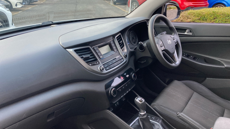 Hyundai Tucson 1.6 GDi Blue Drive S 5dr 2WD Petrol Estate